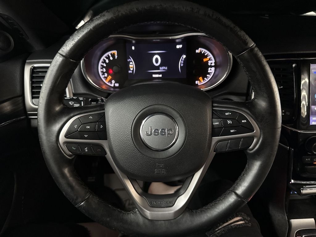 Used 2019 Crystal Metallic Jeep Limited image 21