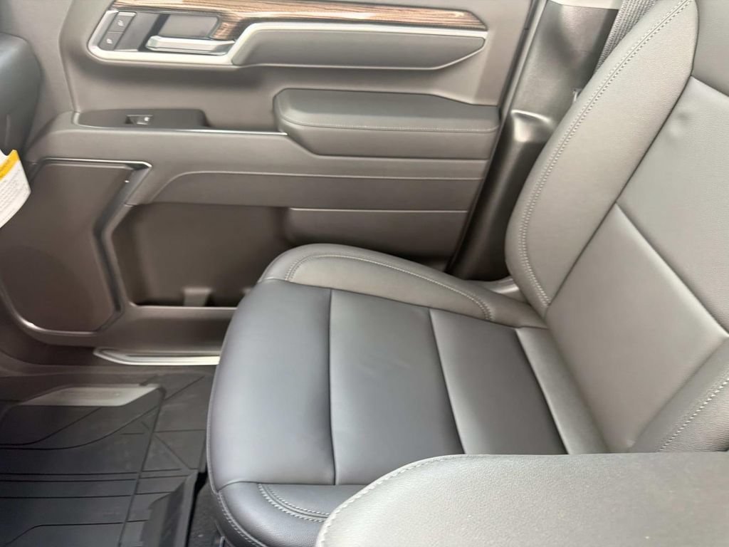 New 2026 Lakeshore Blue Metallic Chevrolet LT image 17