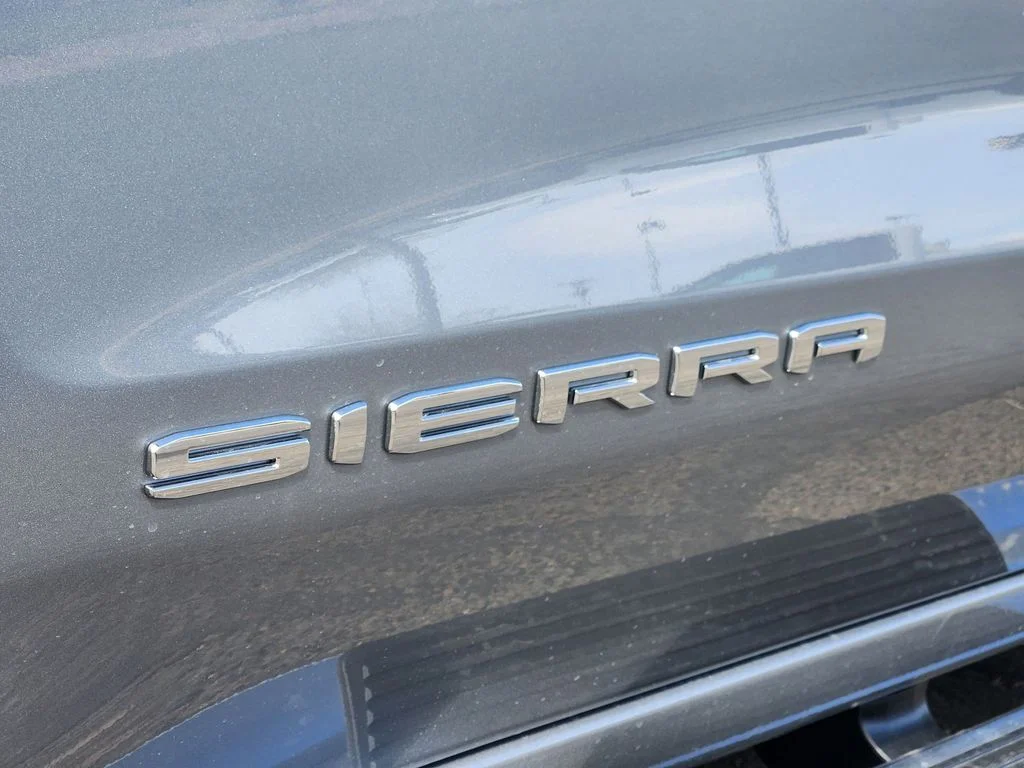 2026 GMC Sierra 1500 SLT - Photo 8