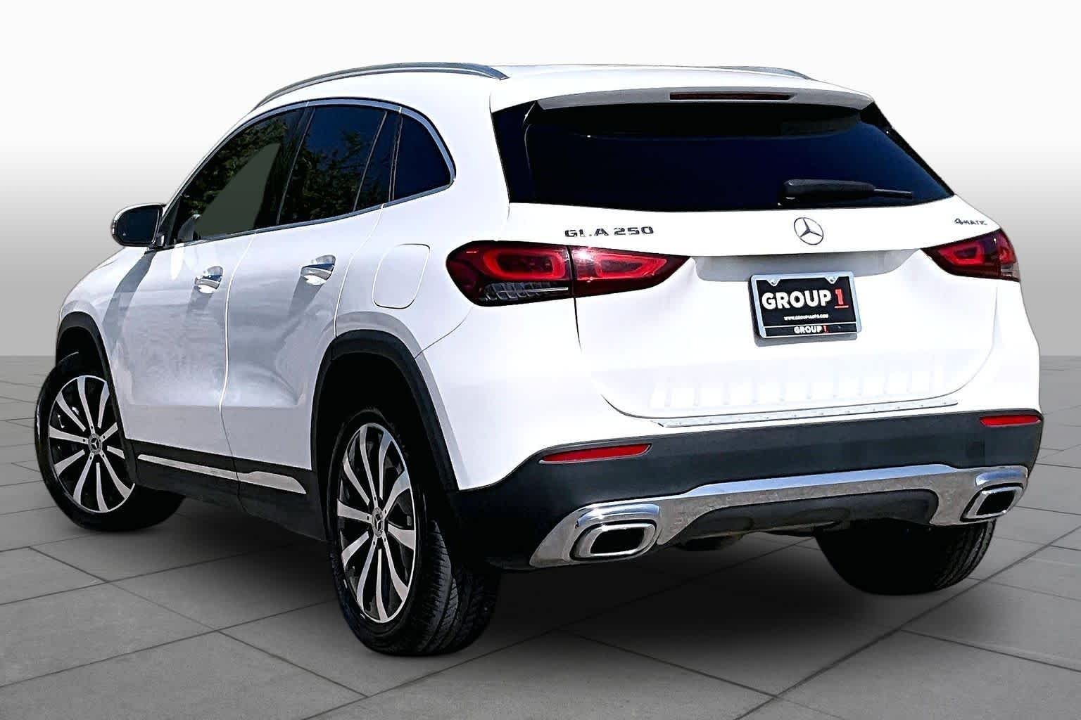 Used 2021 Polar White Mercedes-Benz GLA 250 image 12