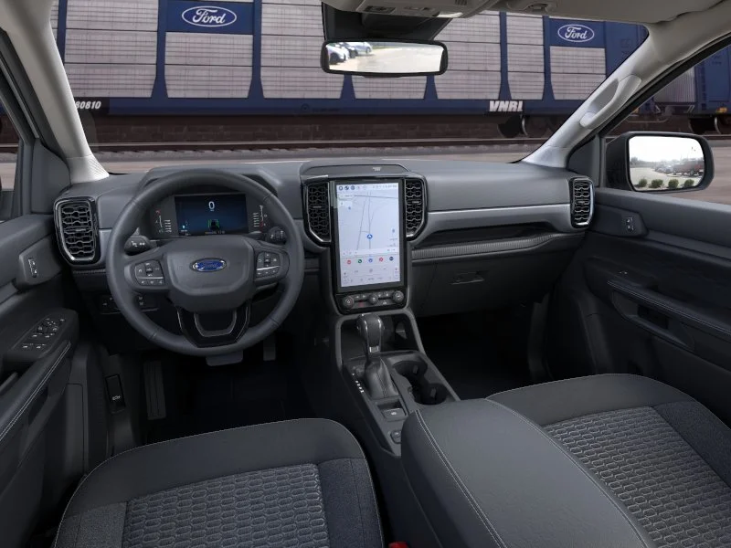 New 2026 Oxford White Ford XLT image 9