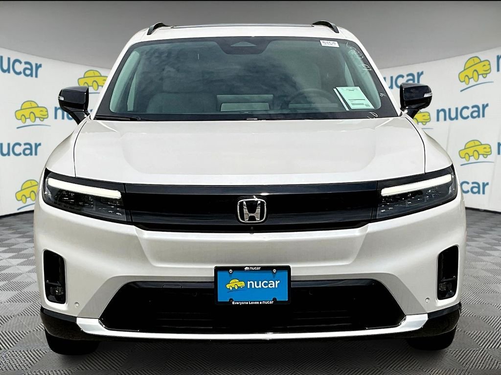 Used 2024 White Honda Elite image 3