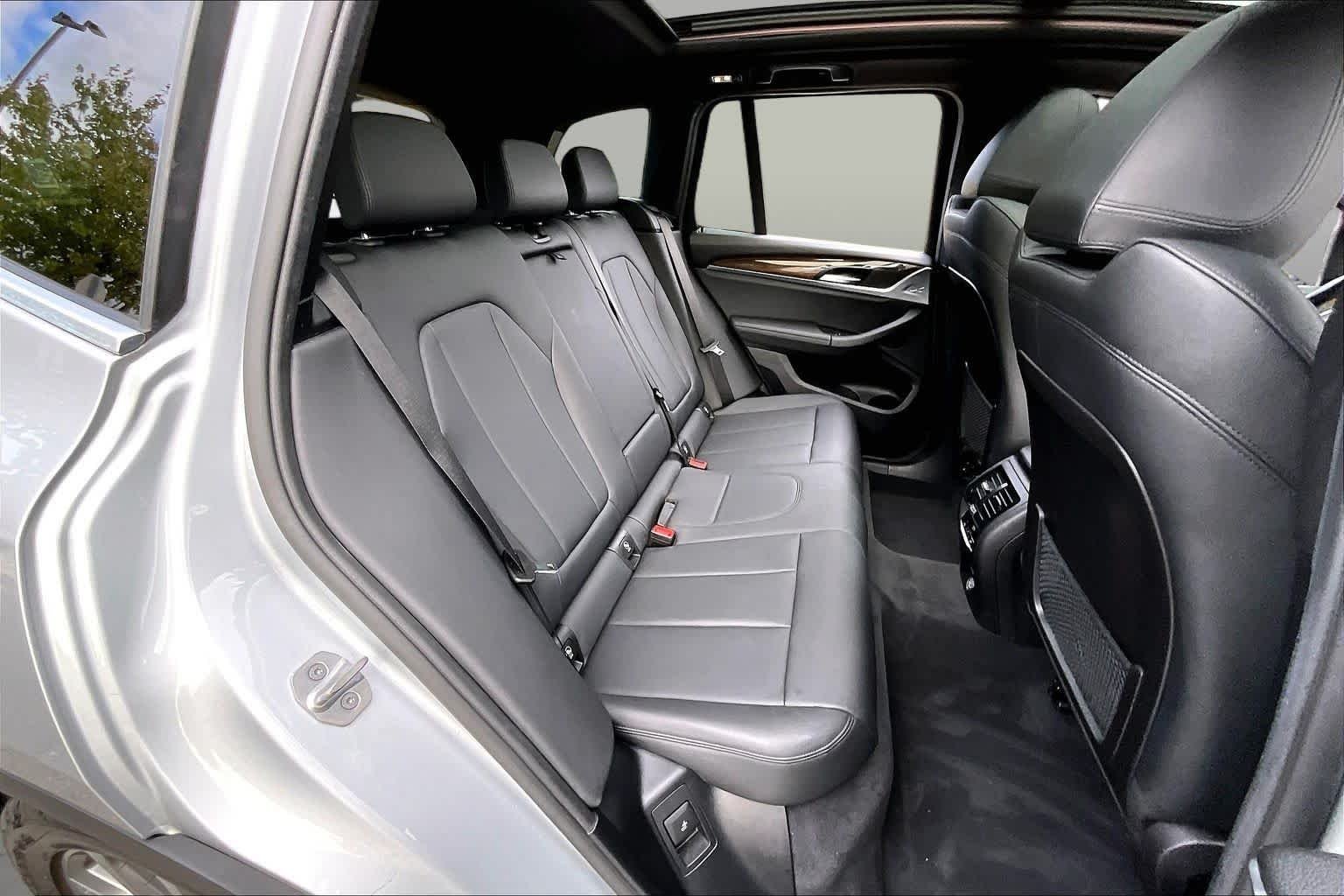 Used 2019 Glacier Silver Metallic BMW xDrive30i image 20