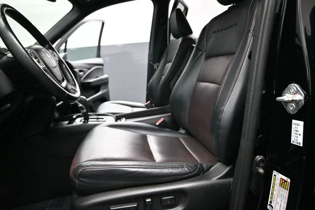 Used 2018  Honda Black Edition image 15