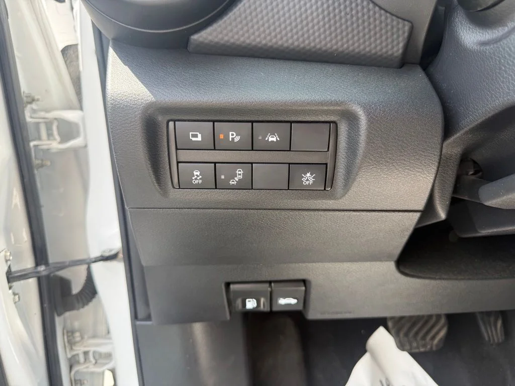Certified Used 2023 White Nissan S image 15