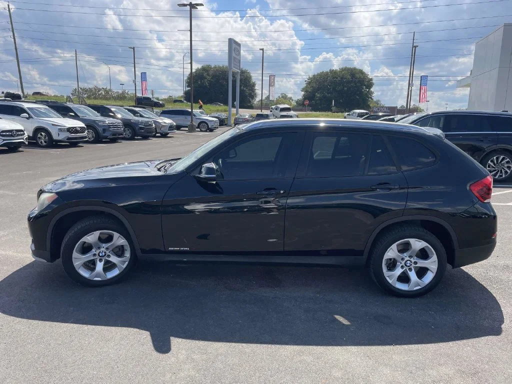 Used 2015 Black BMW sDrive28i image 6