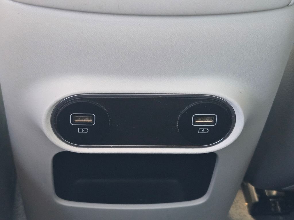 2024 Hyundai IONIQ 5 SE - Photo 24