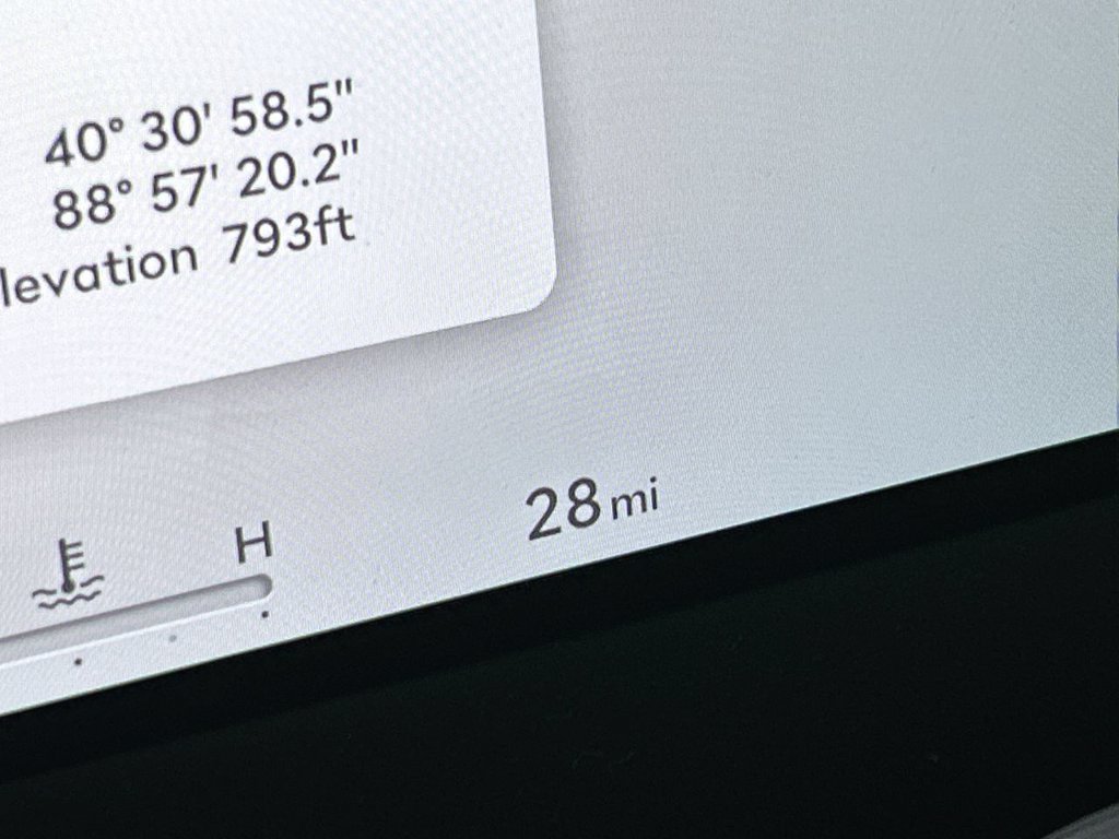 New 2026 Alta White Genesis 2.5T image 24