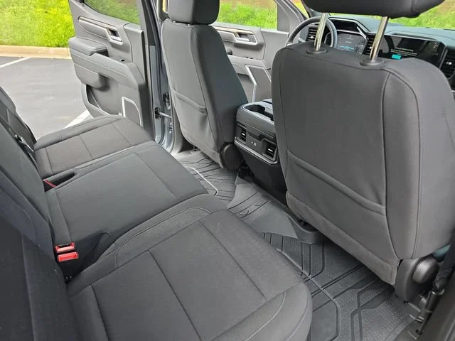 2026 Chevrolet Silverado 1500 LT - Photo 14