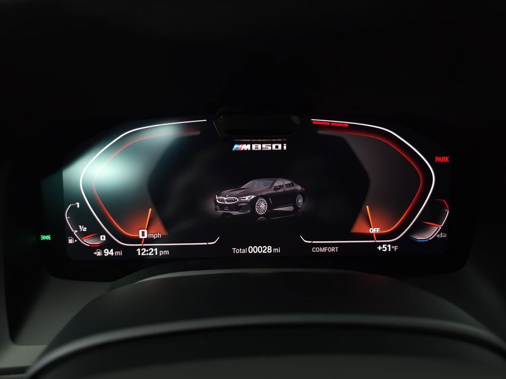 2026 BMW 8 Series M850i - Photo 19