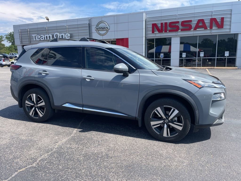 2021 Nissan Rogue SL FWD's photo