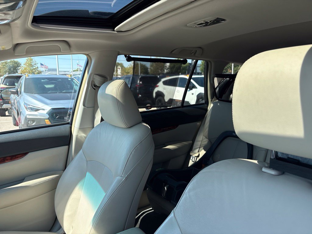 Used 2012 Blue Subaru 2.5i image 4