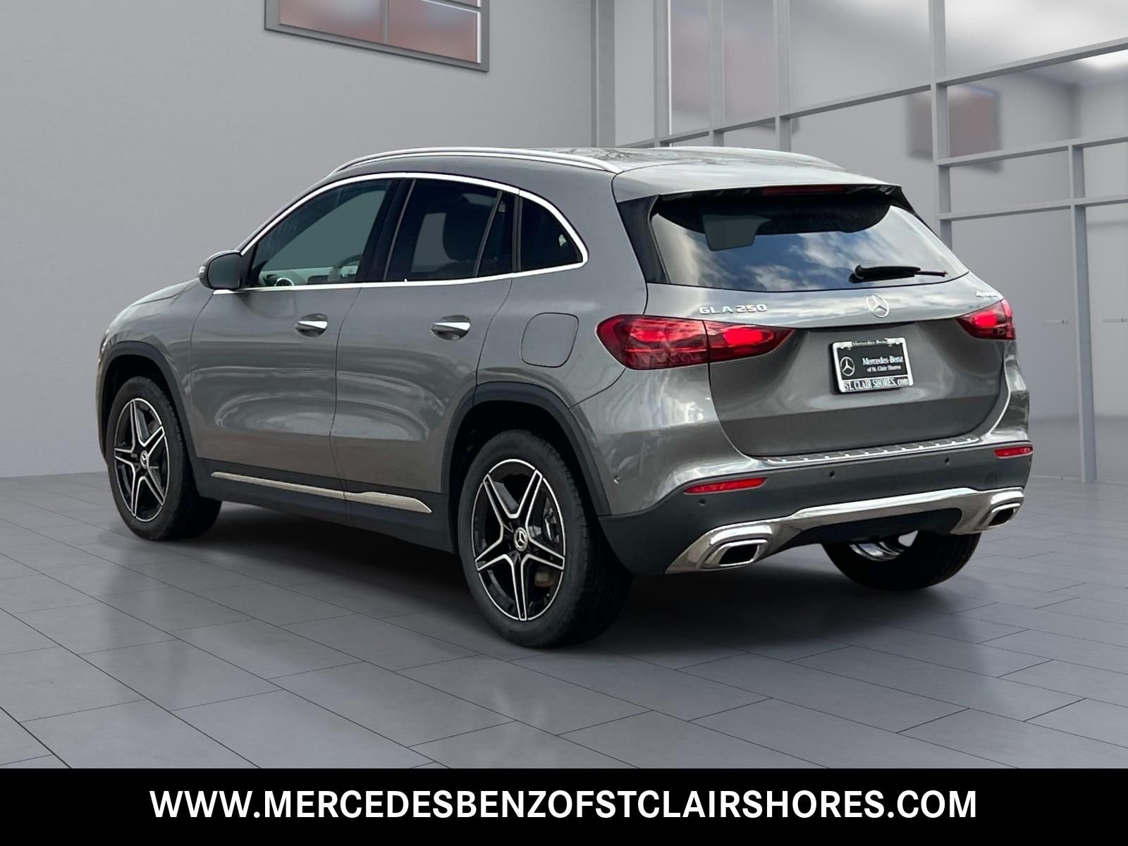 New 2026 Mountain Grey Metallic Mercedes-Benz GLA 250 image 3