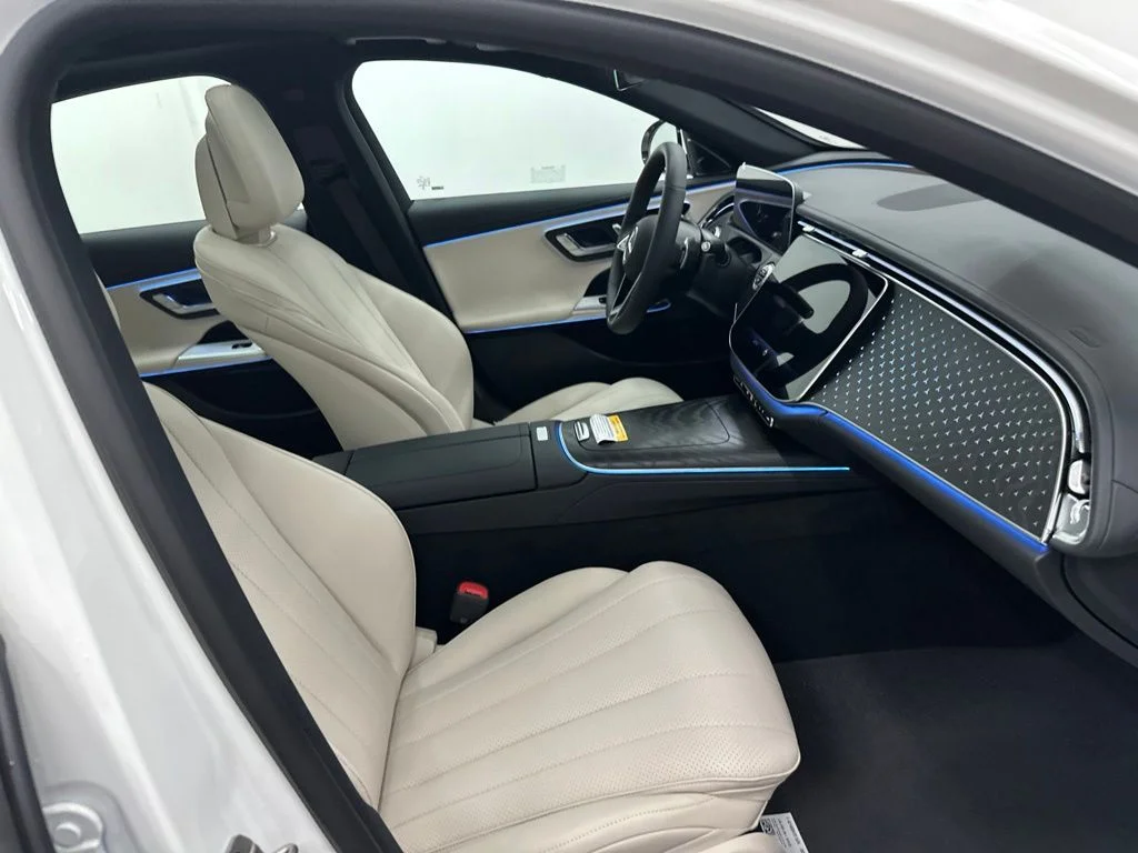 New 2027 White Mercedes-Benz E 350 image 26