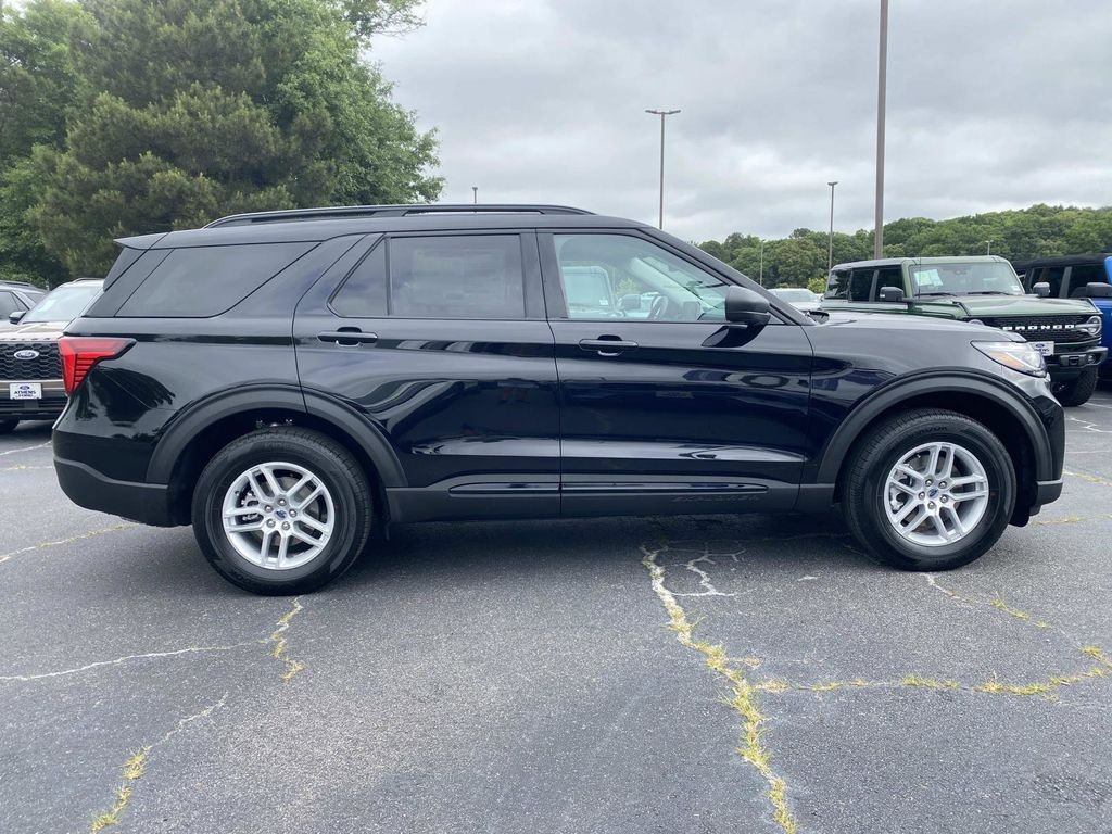 New 2026 Agate Black Metallic Ford Active image 2