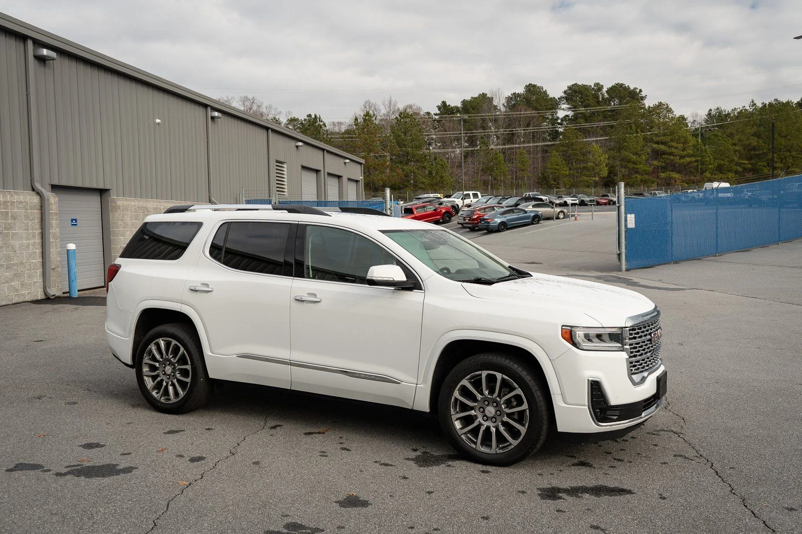 Used 2023 White GMC Denali image 12