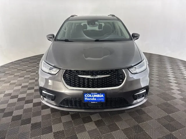 Used 2021 Gray Chrysler Touring image 2