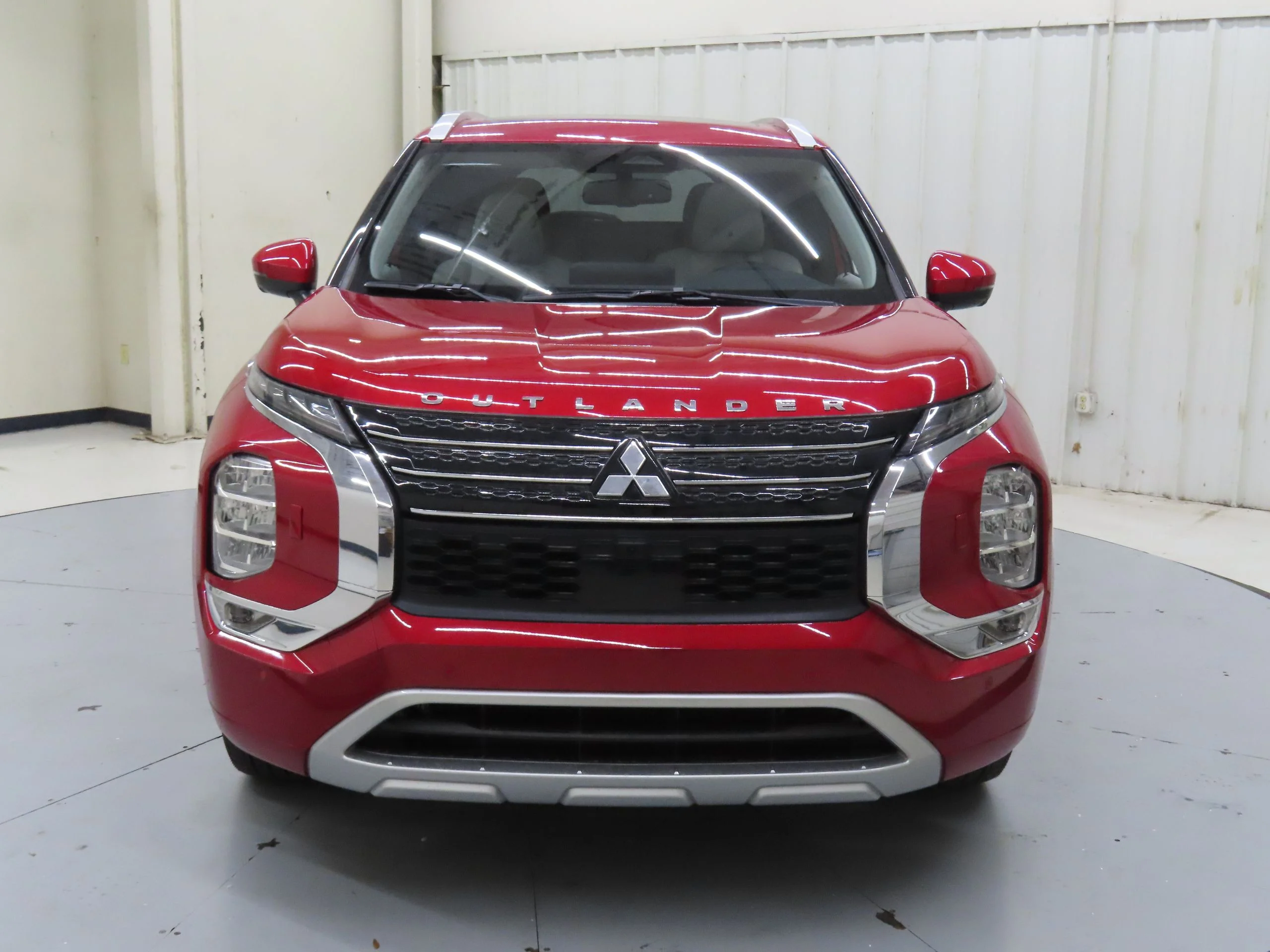 2025 Mitsubishi Outlander Plug-in Hybrid SEL - Photo 8