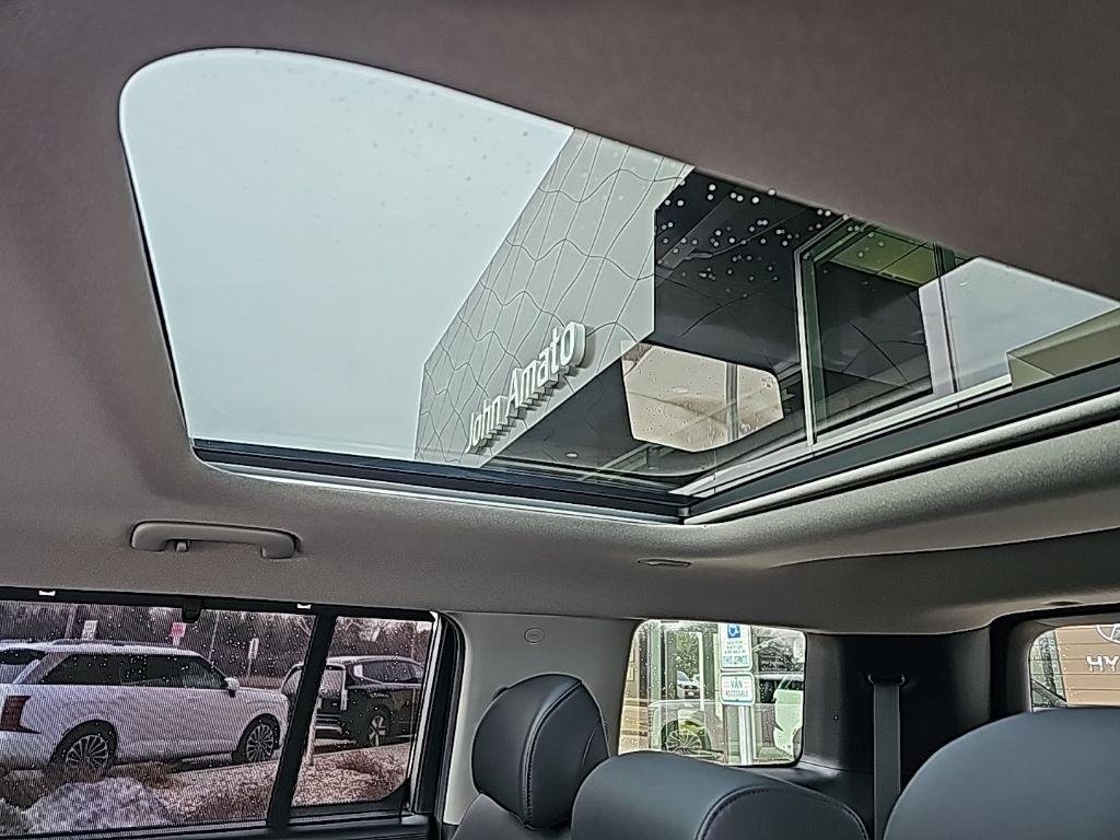 New 2026 Black Hyundai Limited AWD image 43
