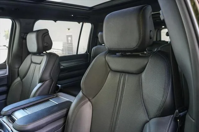 New 2026 High Gloss Black Exterior Paint Jeep Grand Wagoneer image 25
