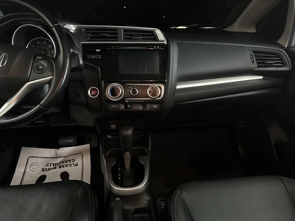 Used 2017 Lunar Silver Metallic Honda EX-L image 18