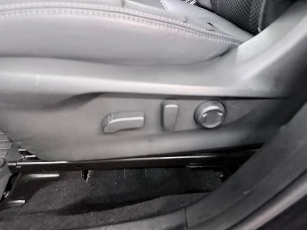 Used 2019 Gray Subaru Premium image 11