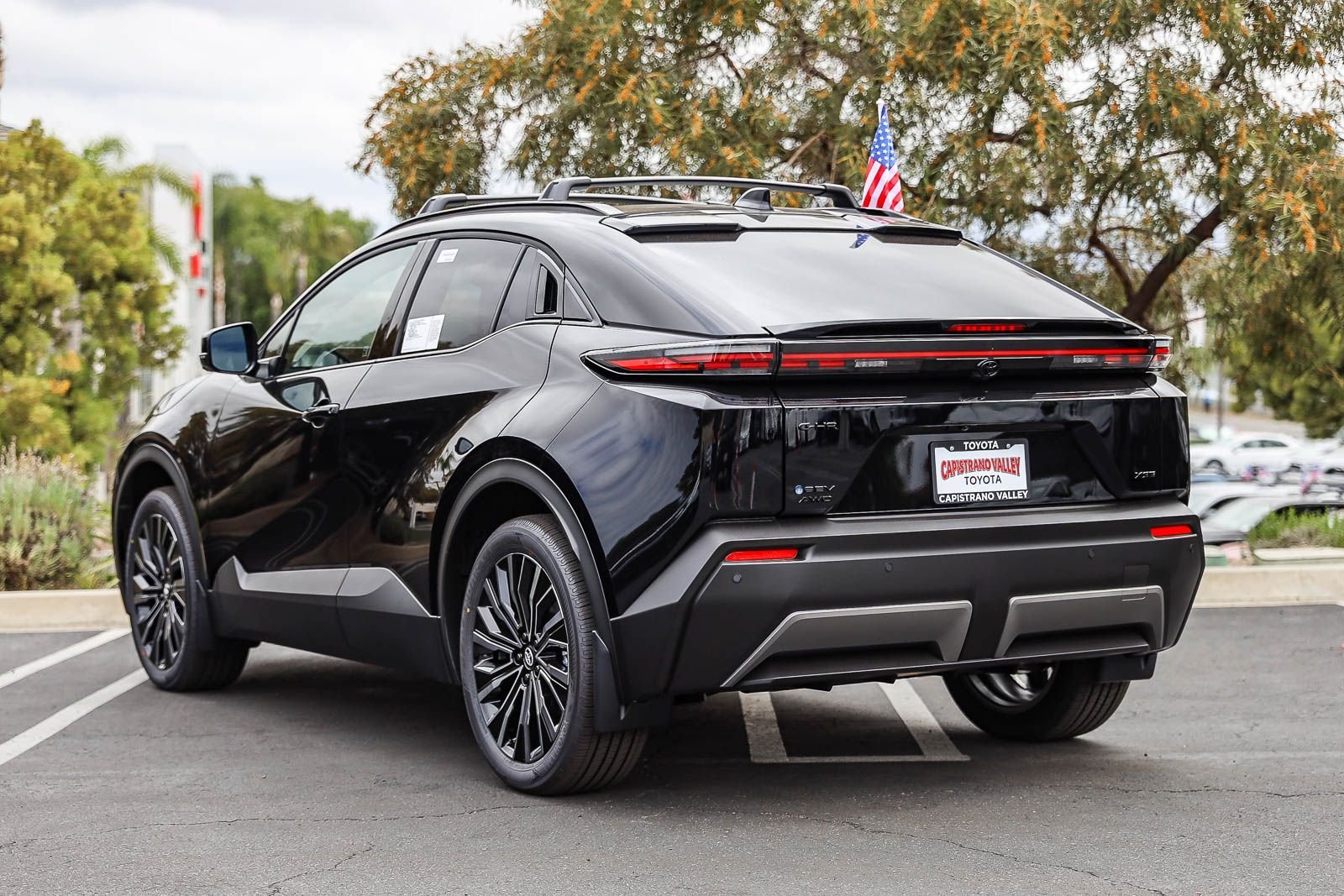 2026 Toyota C-HR XSE - Photo 6