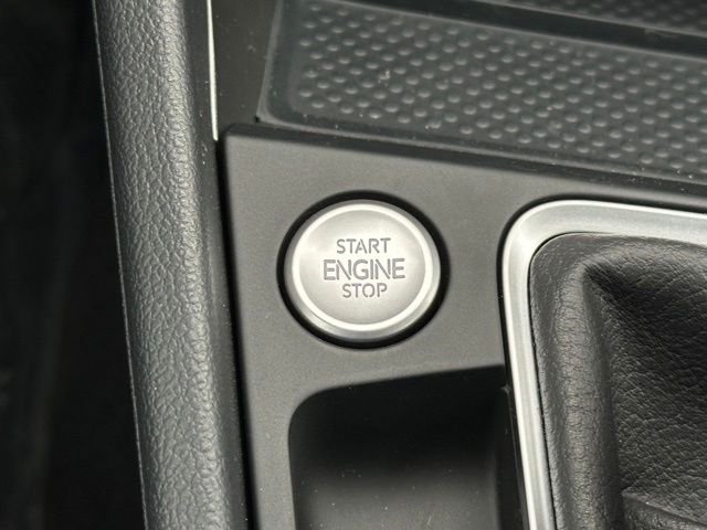 New 2026 Monterey Blue Pearl Volkswagen 1.5T SE image 30