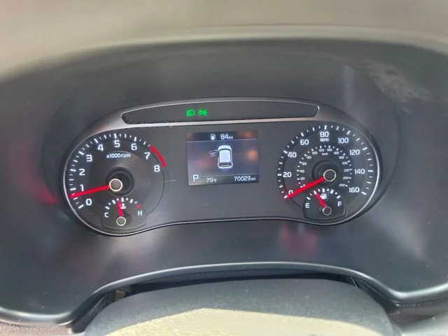 Used 2022 Orange Kia LX image 18