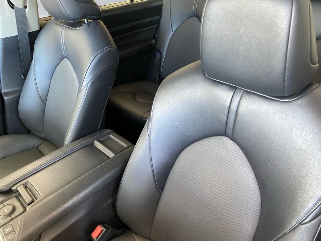 Used 2024 White Toyota XLE image 6