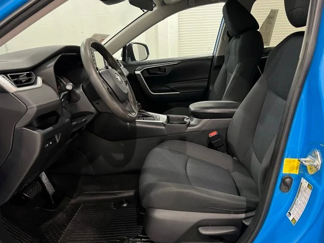 Used 2020 Blue Toyota LE image 9