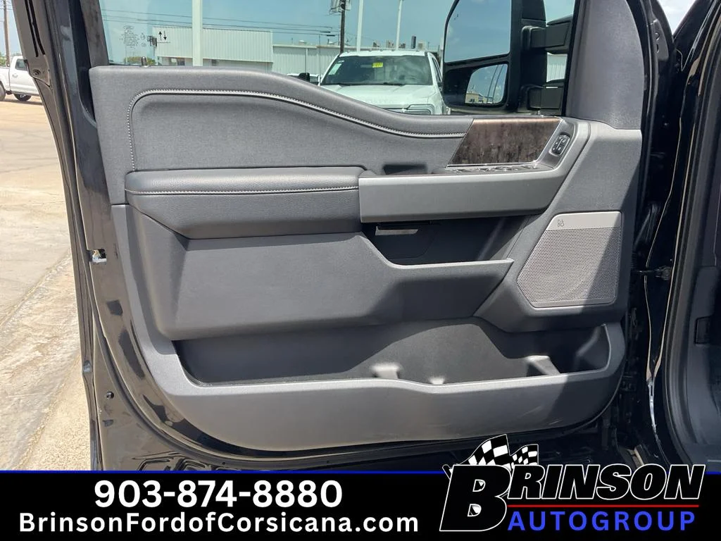 New 2026 Agate Black Metallic Ford F-250® Lariat® image 11
