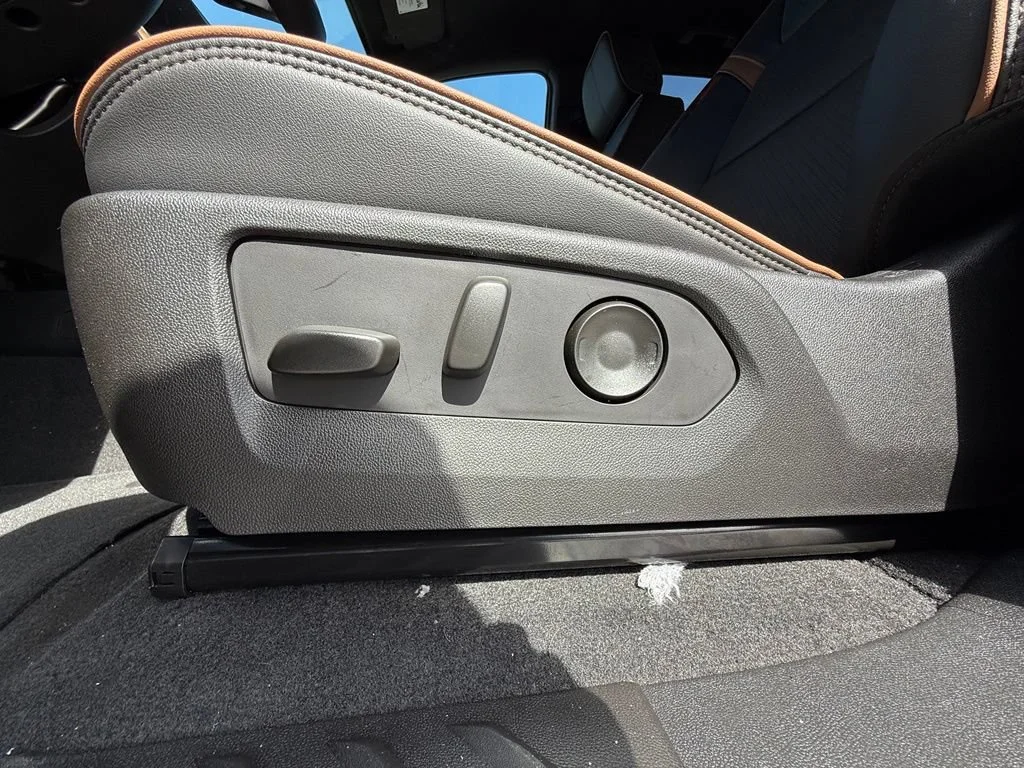 New 2026 Onyx Black GMC AT4 image 31