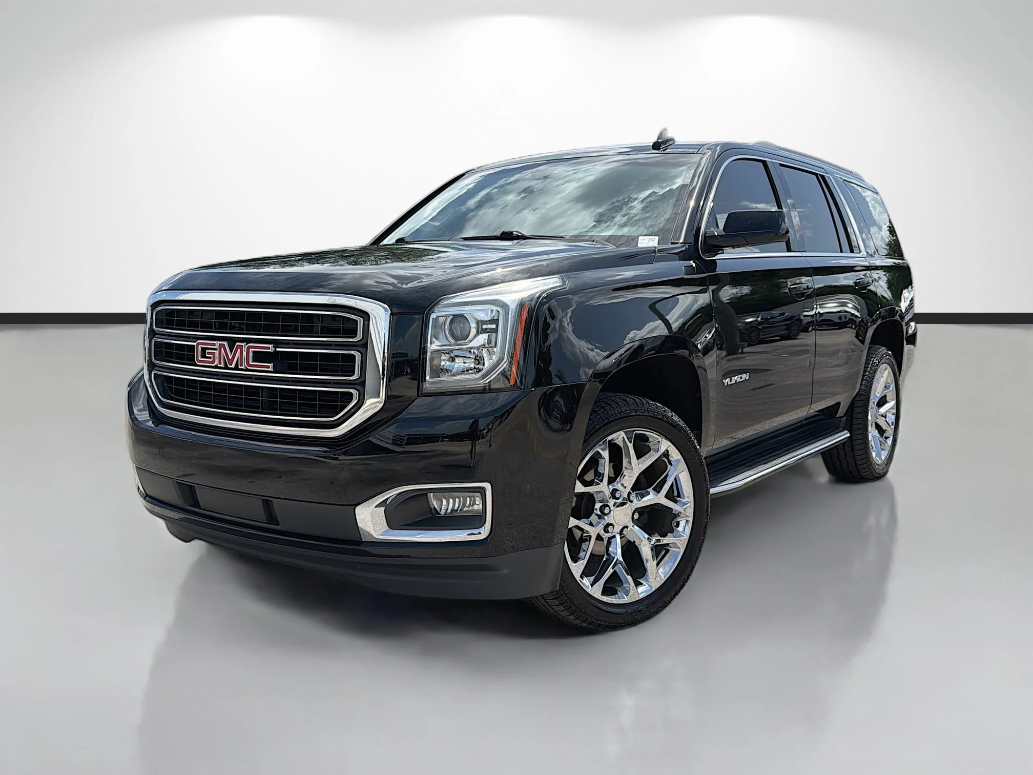 Used 2019 Onyx Black GMC SLT Standard Edition image 1