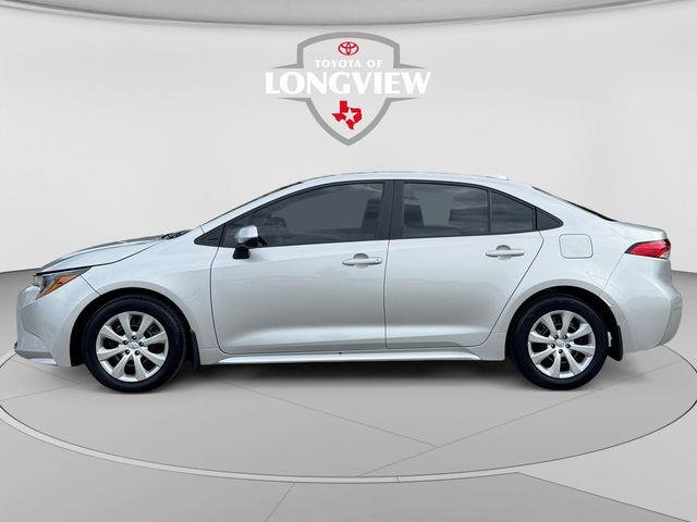 Certified Used 2025 Classic Silver Metallic Toyota LE image 34