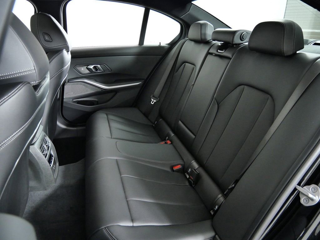 Used 2026 Black Sapphire Metallic BMW 330i xDrive image 32