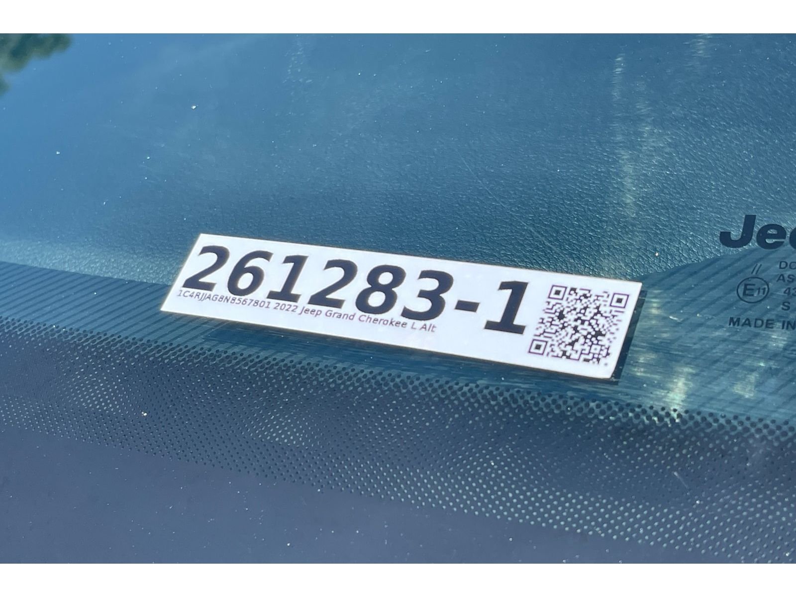 Used 2022 Baltic Gray Metallic Clearcoat Jeep Altitude image 54