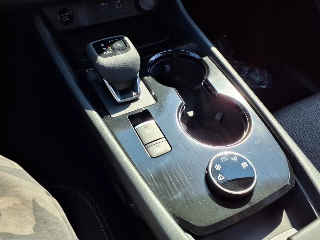 New 2026 Boulder Gray Pearl Nissan SV image 10