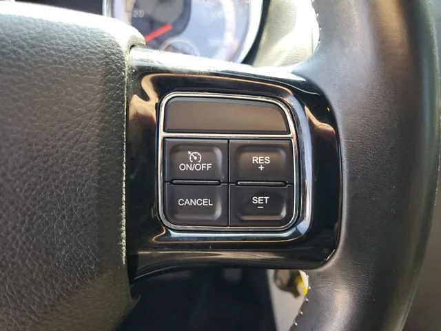 Used 2019 Black Onyx Crys Dodge SXT image 12