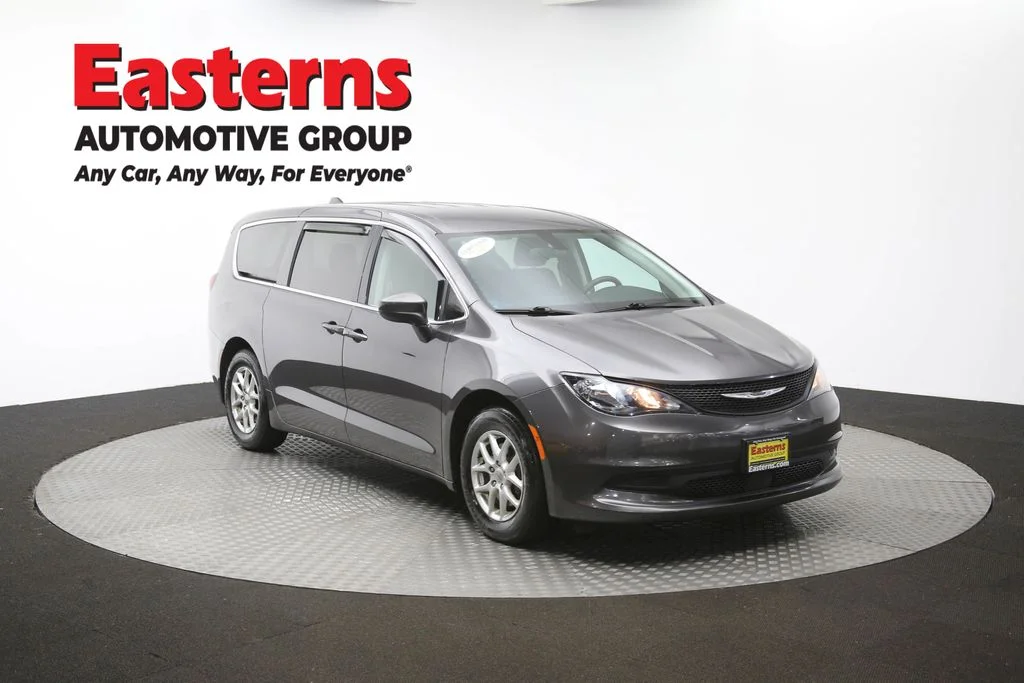 Used 2022 Gray Chrysler LX image 49