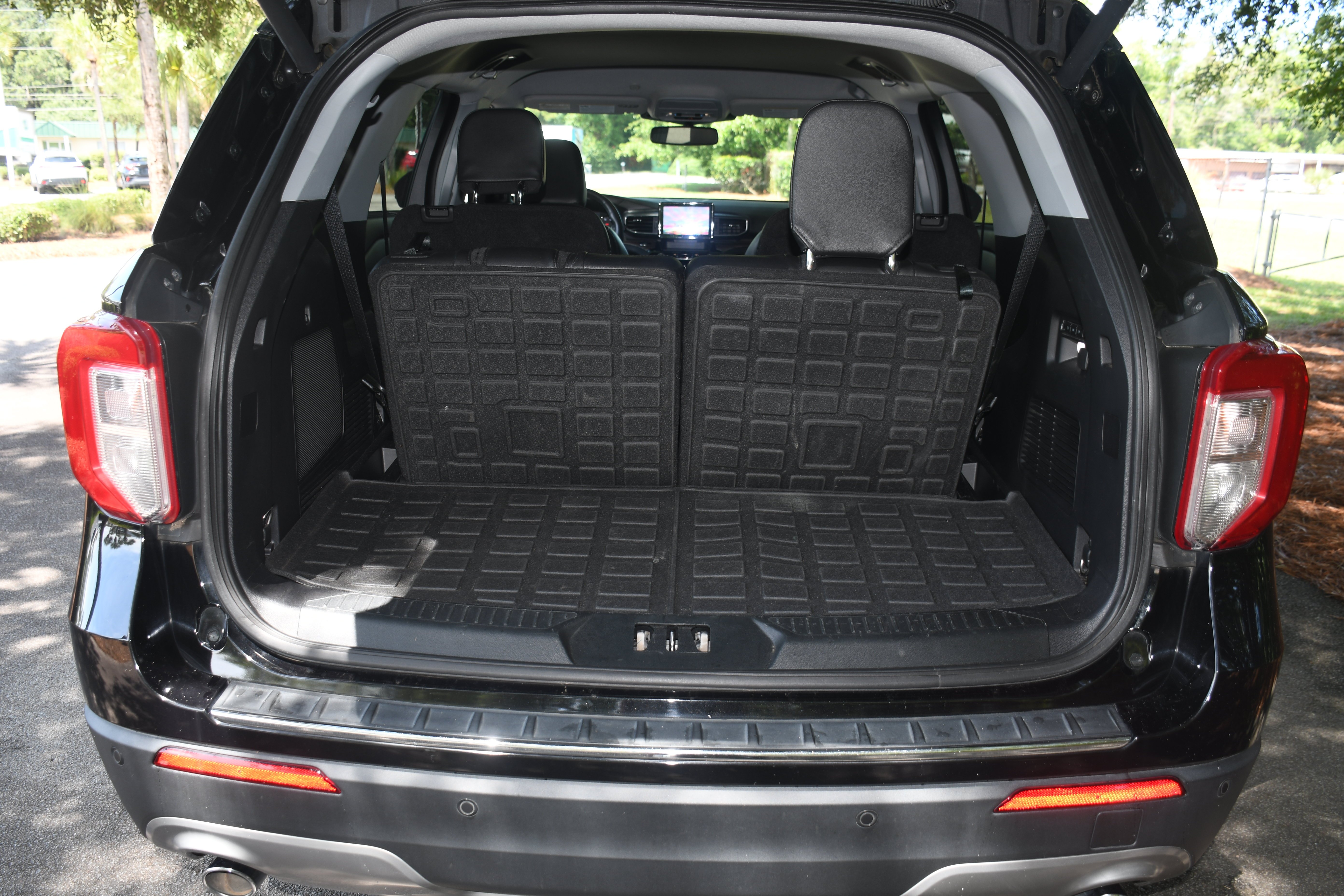 Used 2023 Black Ford Limited image 19