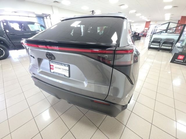 New 2026 Heavy Metal <sup>1</sup> Toyota  XLE image 7