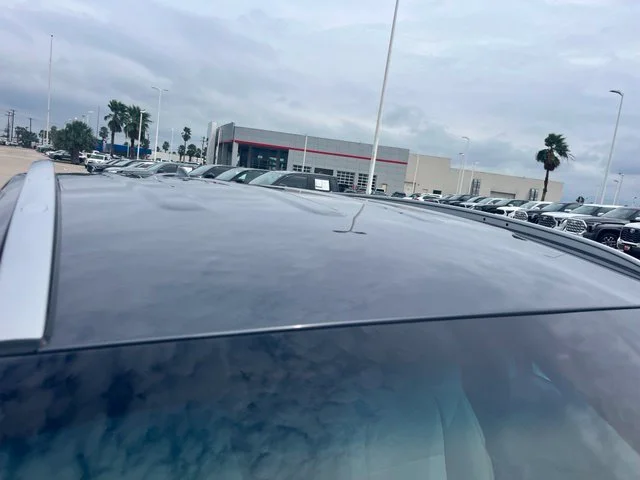 Used 2021 Gray Hyundai Value image 7