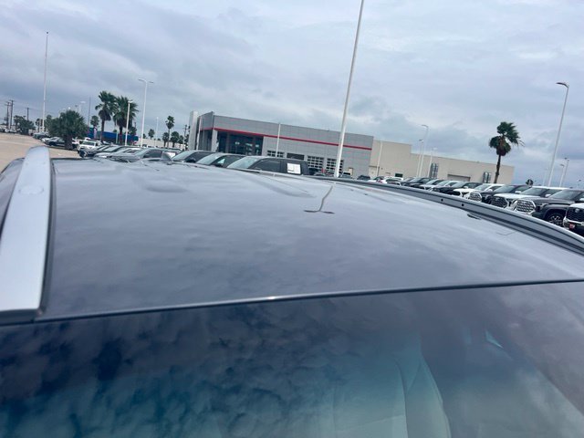 Used 2021 Gray Hyundai Value image 7