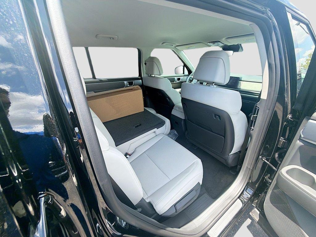 New 2026 Phantom Black Hyundai SEL image 19