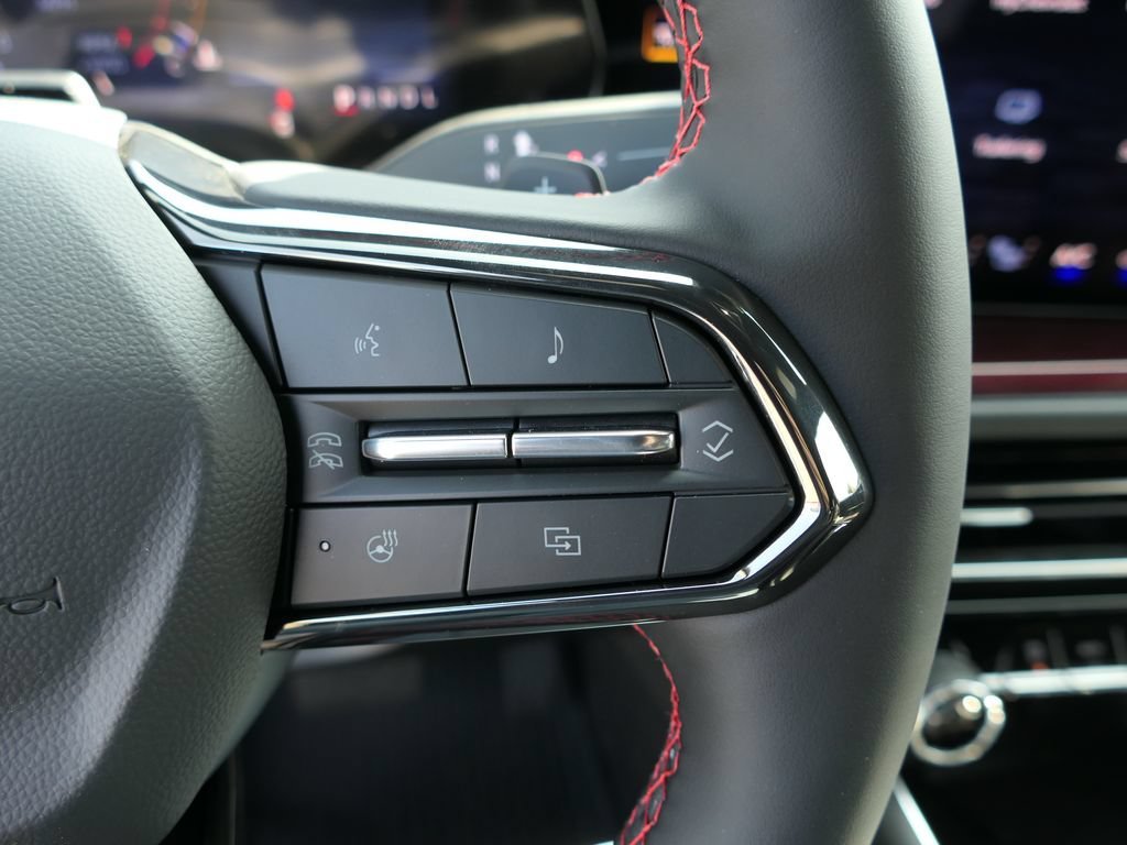 2027 Chevrolet Traverse RS - Photo 16