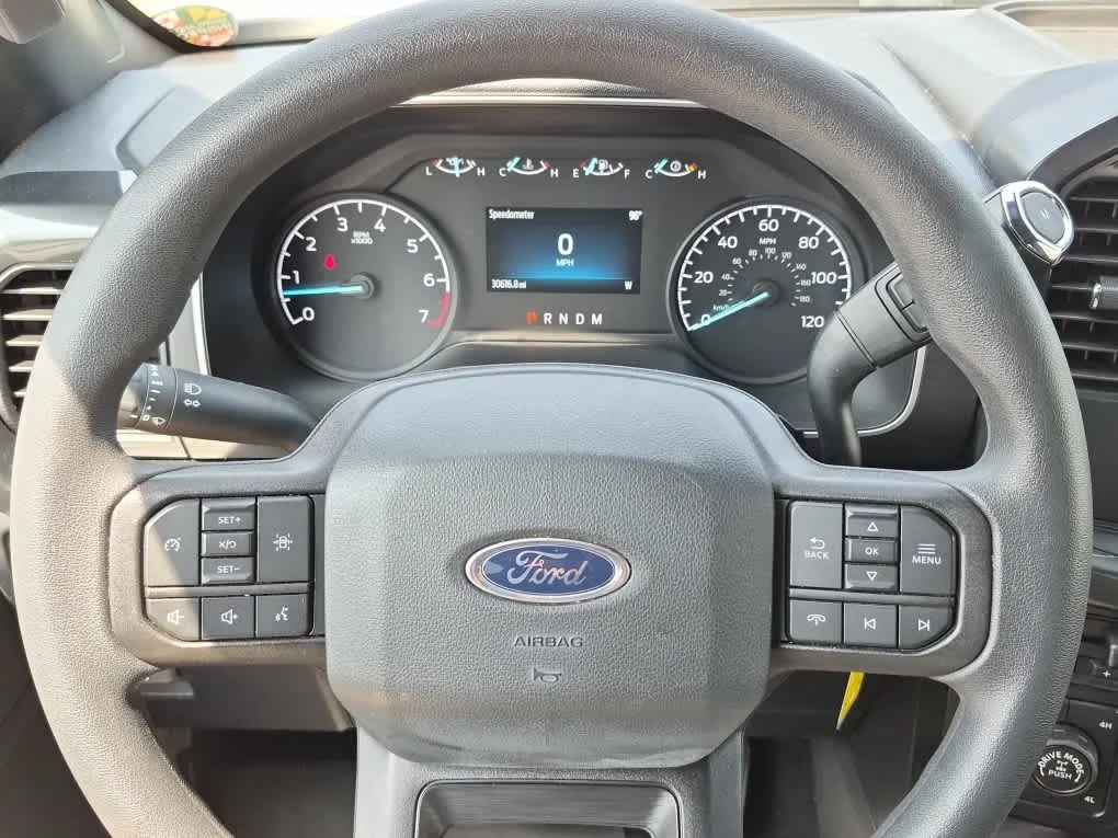 Used 2022 Space White Ford XL image 15