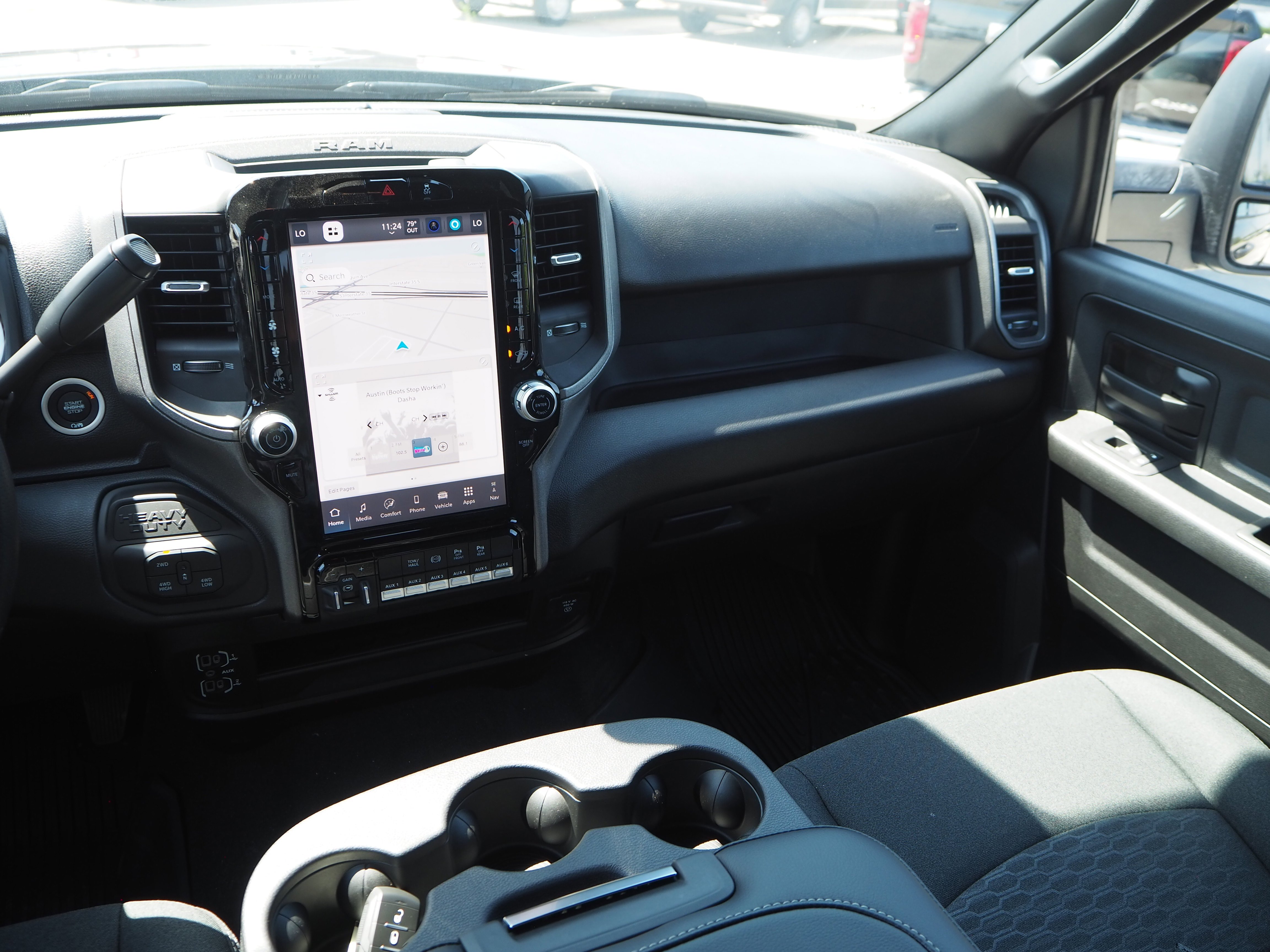 2025 RAM 2500 Tradesman - Photo 20