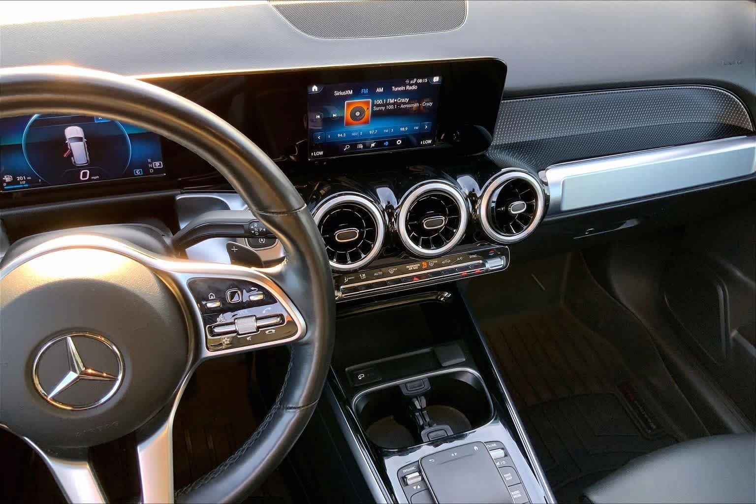 Certified Used 2023 Polar White Mercedes-Benz GLB 250 image 7