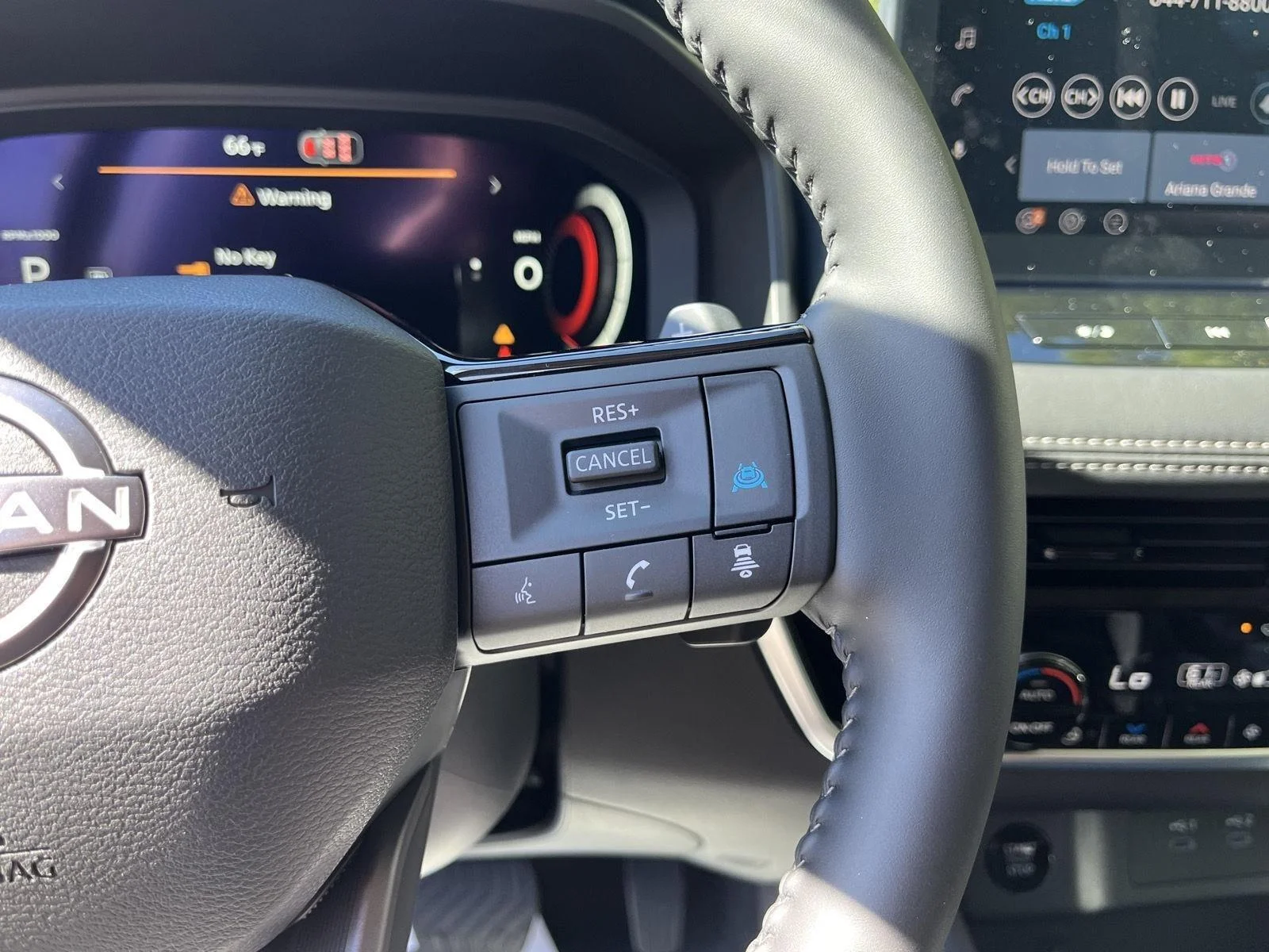 New 2026 Everest White Pearl TriCoat Nissan Platinum image 27